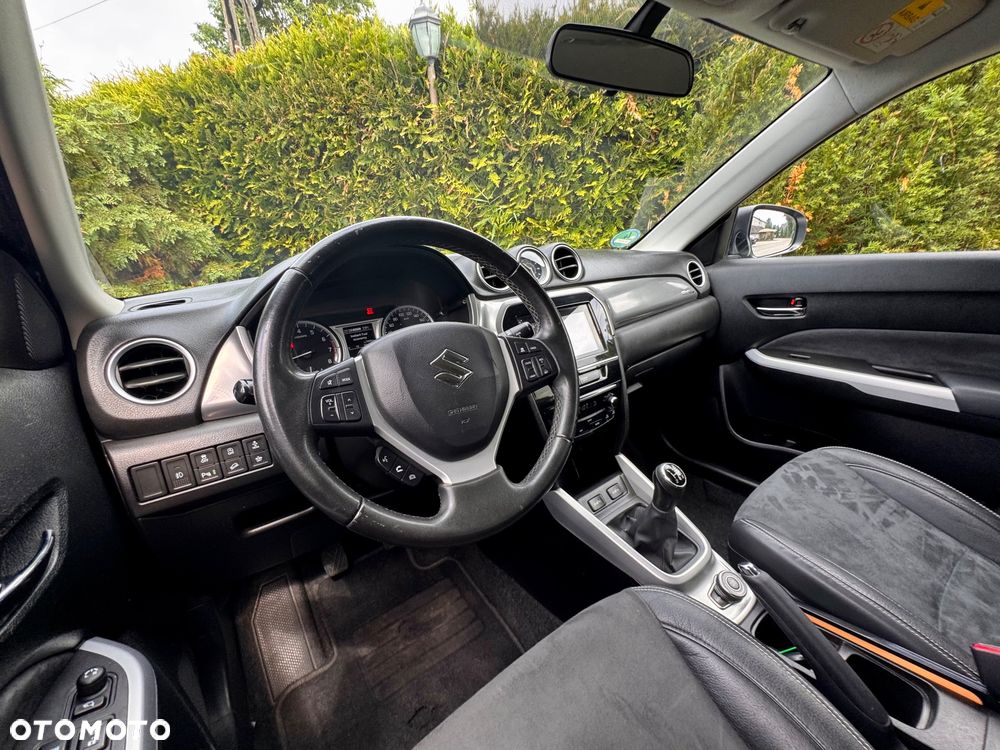 Suzuki Vitara 1.6 (4x4) Allgrip Comfort+ - 32