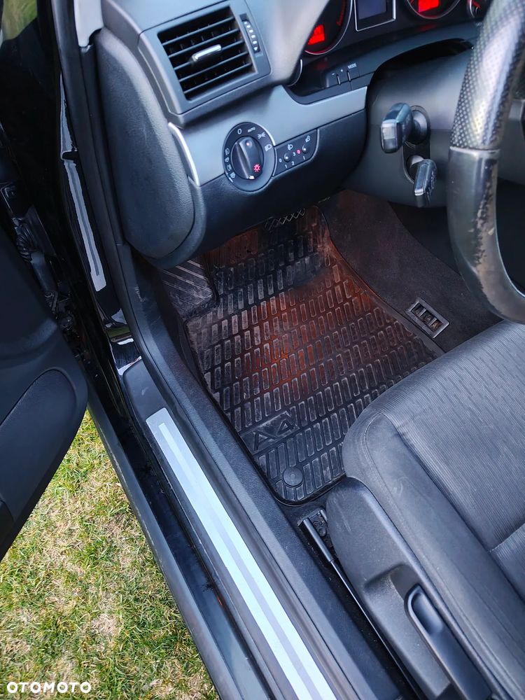 Audi A4 Avant 1.8T Multitronic - 12