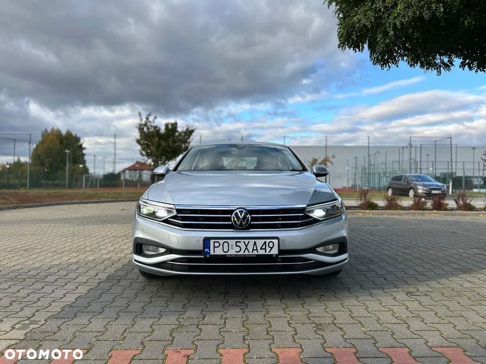 Volkswagen Passat 2.0 TSI Business DSG - 2