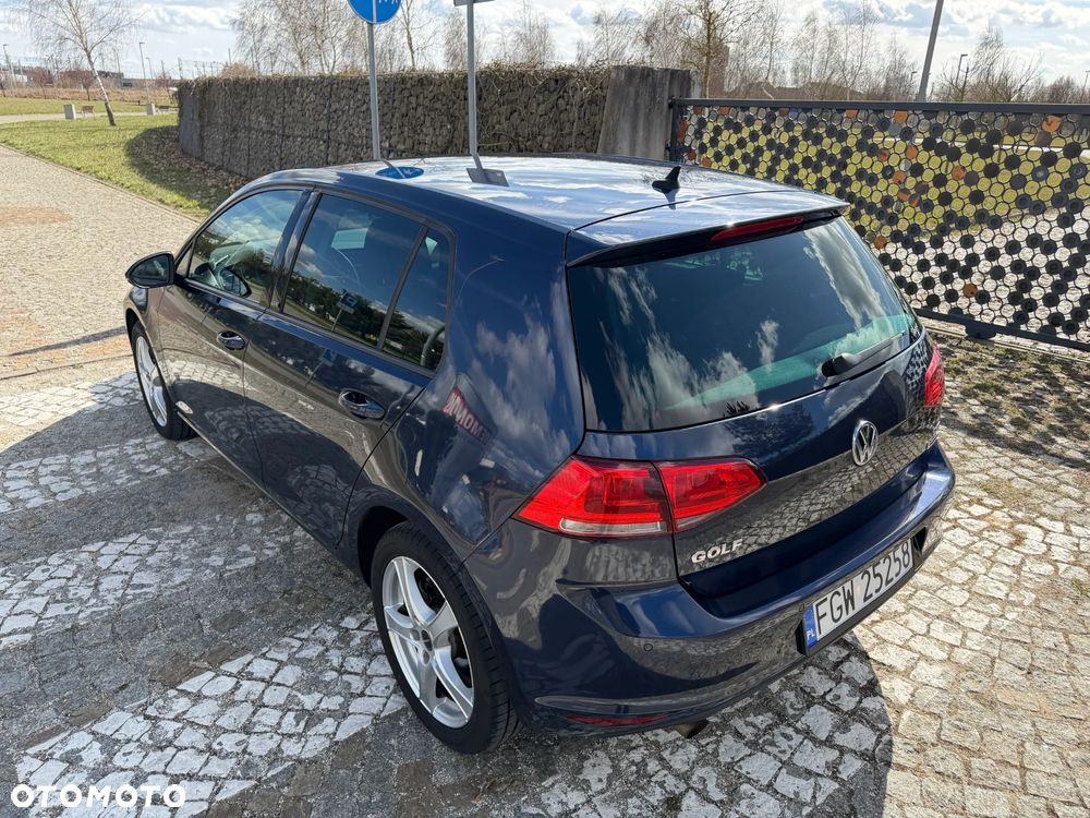 Volkswagen Golf 1.2 TSI BlueMotion Technology Allstar - 12