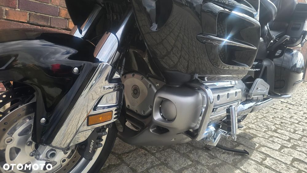 Honda GL - 4