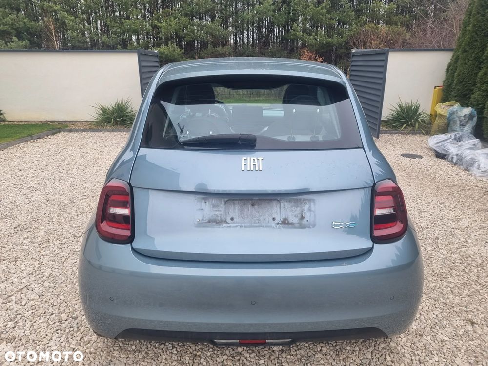 Fiat 500e 42kWh Red - 4