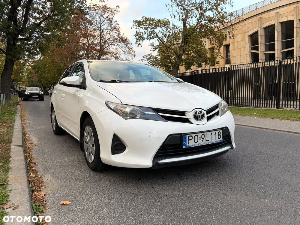 Toyota Auris - 9
