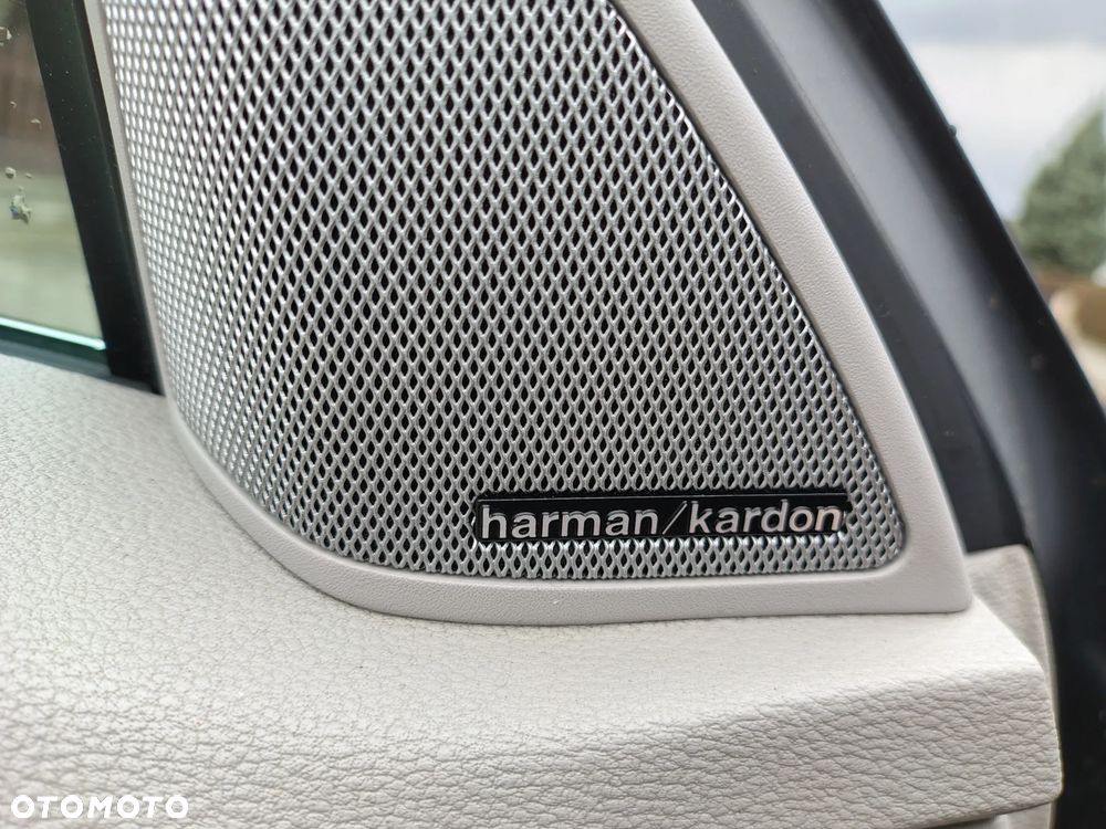 Mercedes-Benz Klasa E 250 CGI Coupe BlueEFFICIENCY Automatik Avantgarde - 21