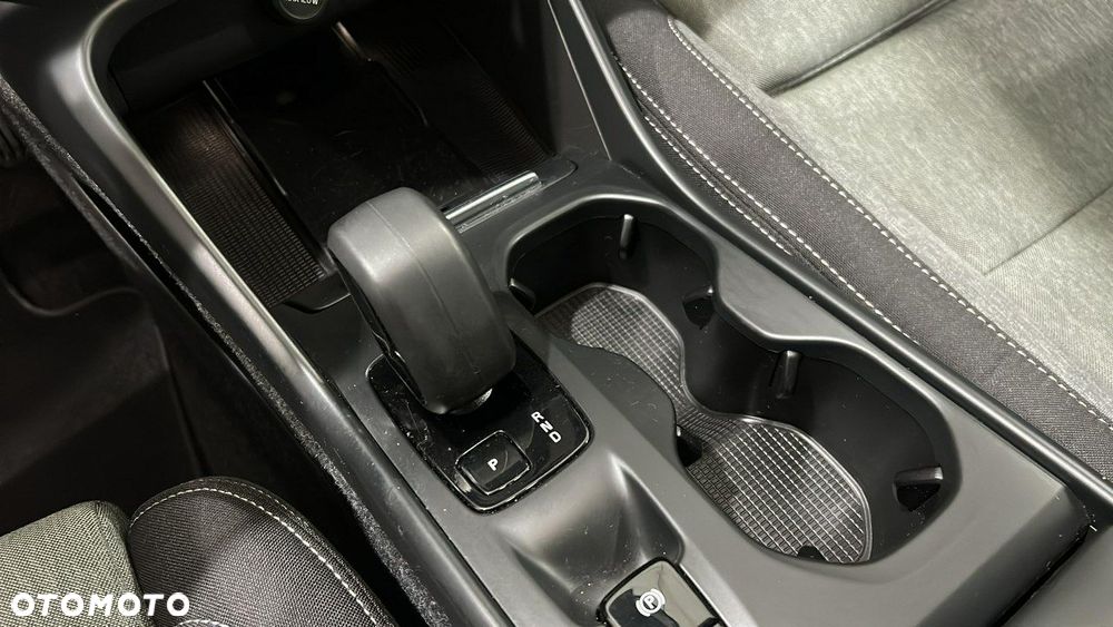 Volvo XC 40 B3 Core - 18