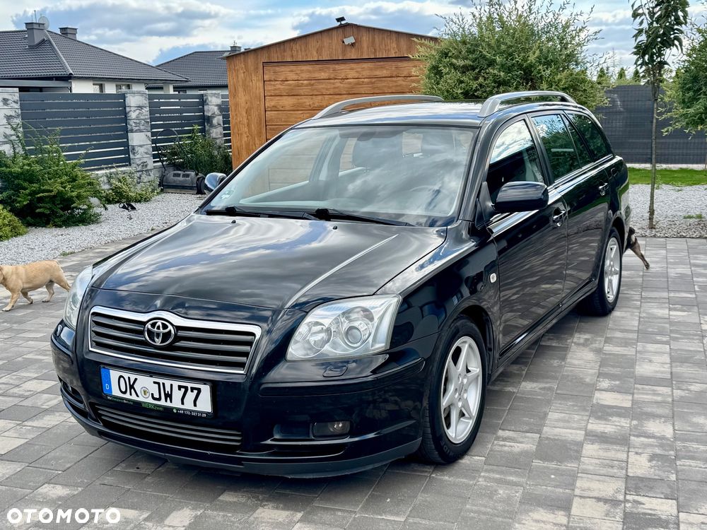 Toyota Avensis - 6
