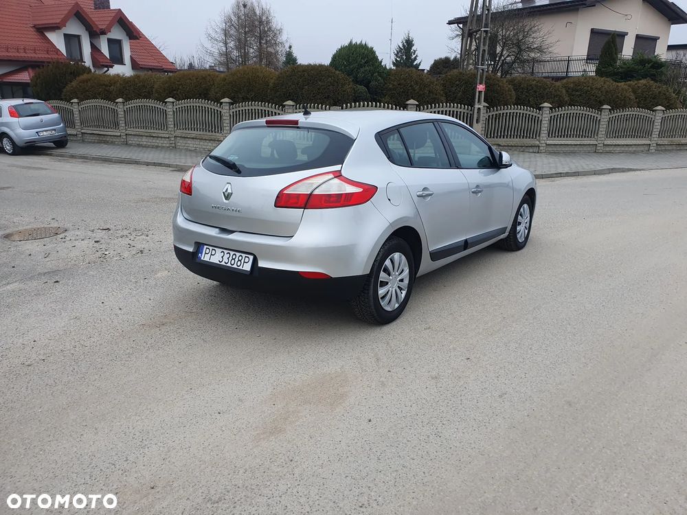 Renault Megane 1.6 16V 110 Dynamique - 12