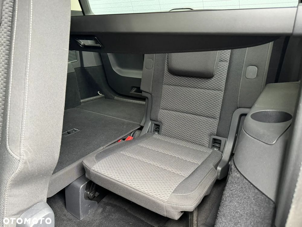 Volkswagen Touran 2.0 TDI BMT Comfortline Plus DSG - 11