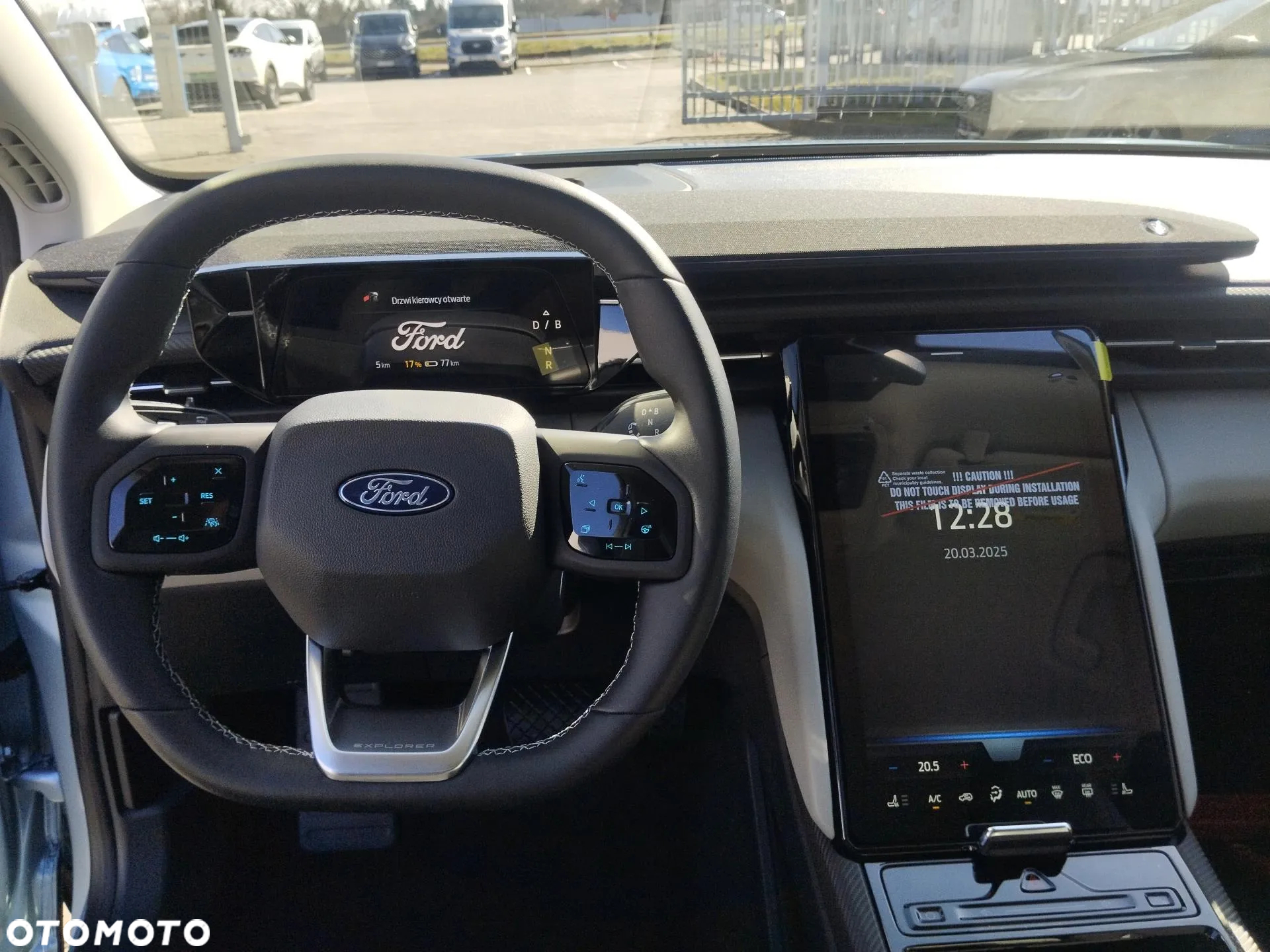 Ford Explorer 77kWh RWD - 13