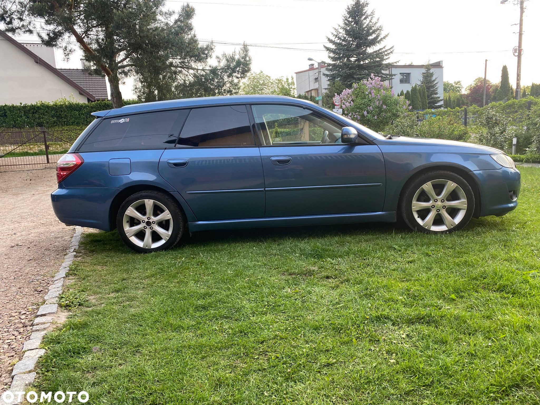 Subaru Legacy - 3