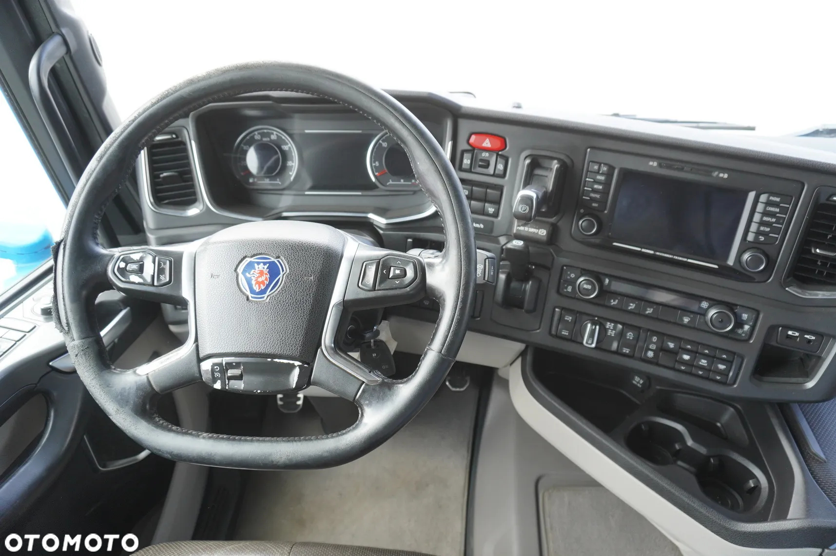 Scania R650 V8 / 650 KM / Rama 8,8 m / 4. oś skrętna - 20