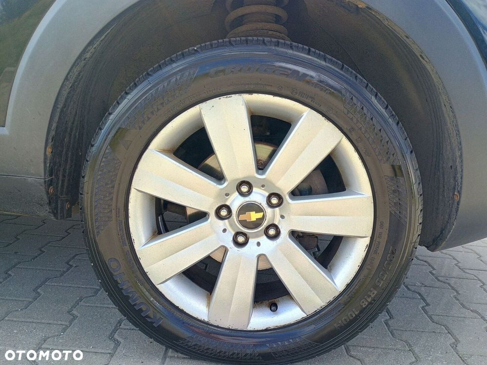 Chevrolet Captiva 2.0 d LT high 5os - 10