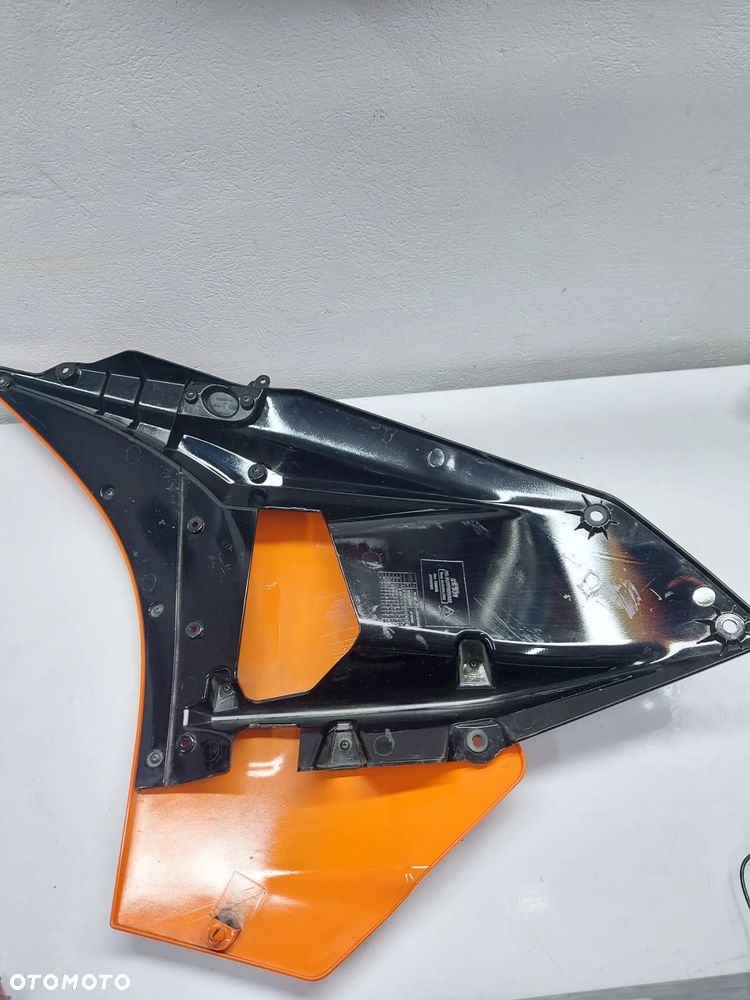 Owiewka prawa KTM RC 125 2019 - 2