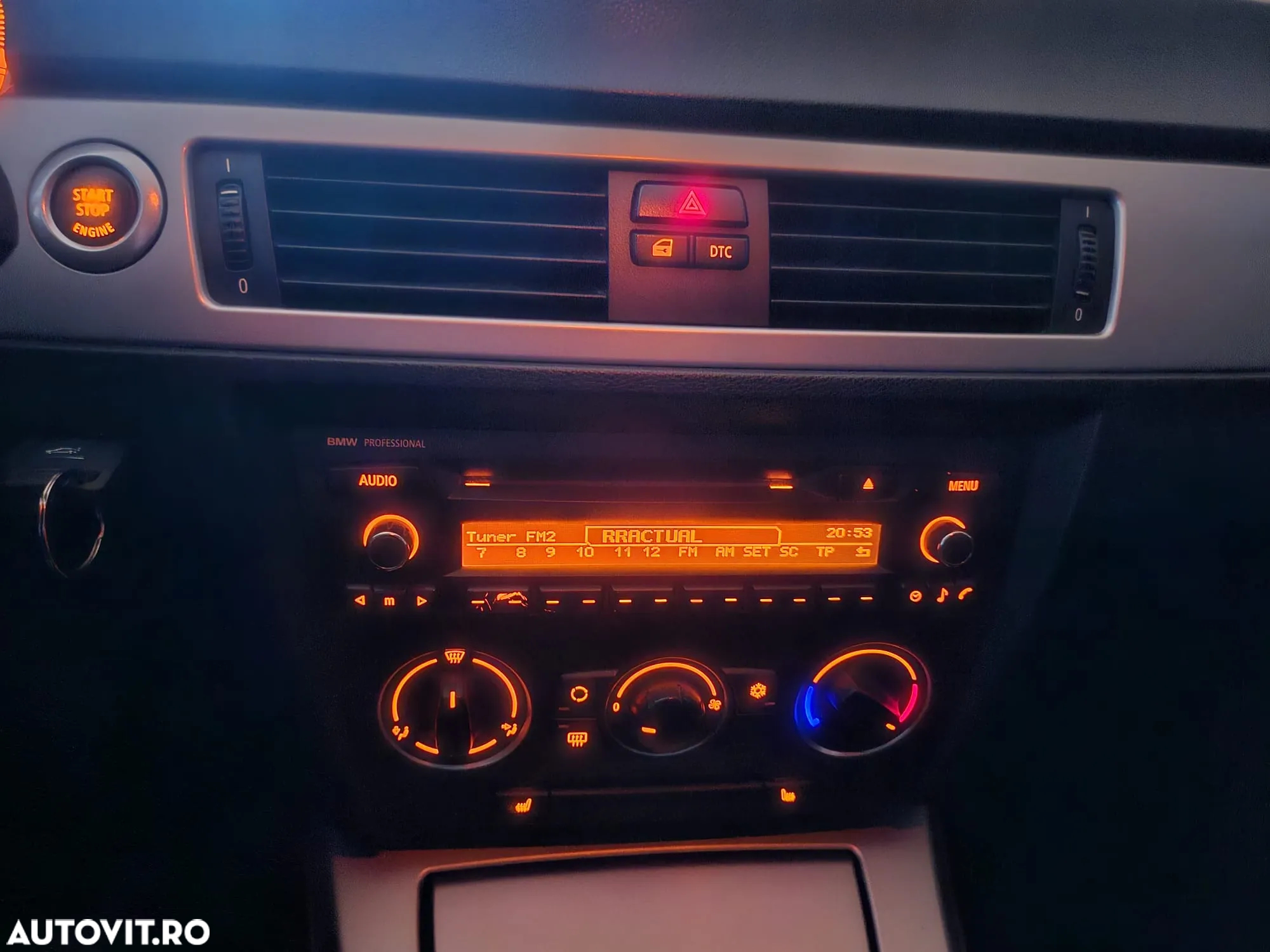 BMW Seria 3 318d - 15