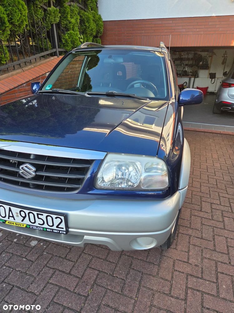 Suzuki Grand Vitara 2.0 - 7