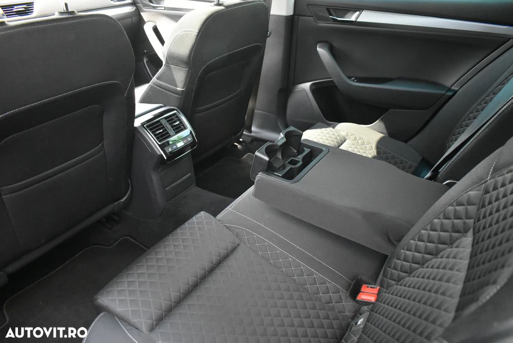 Skoda Superb 2.0 TSI DSG Style - 27