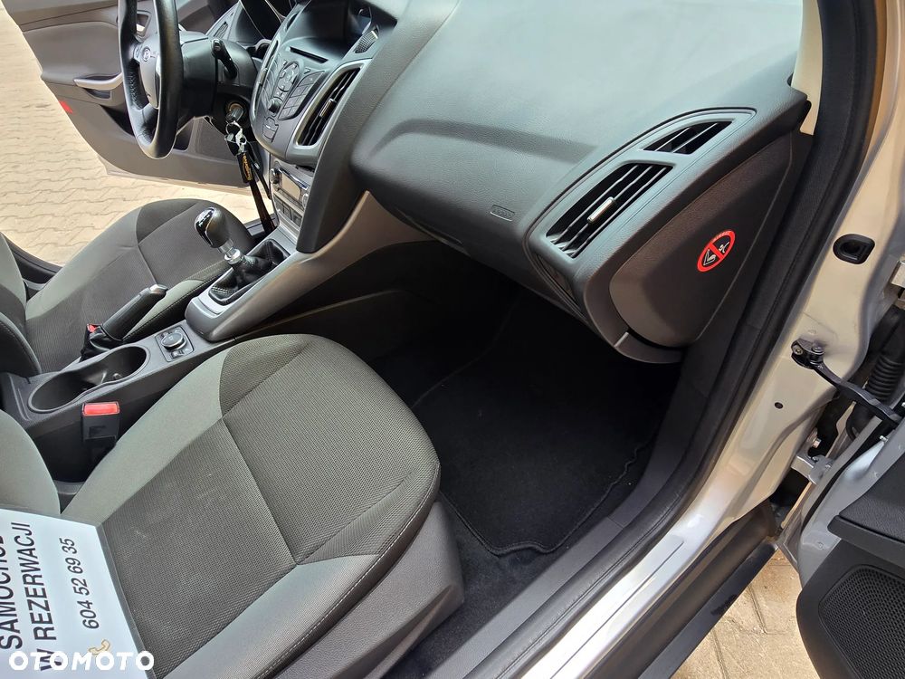 Ford Focus 1.0 EcoBoost Trend - 18