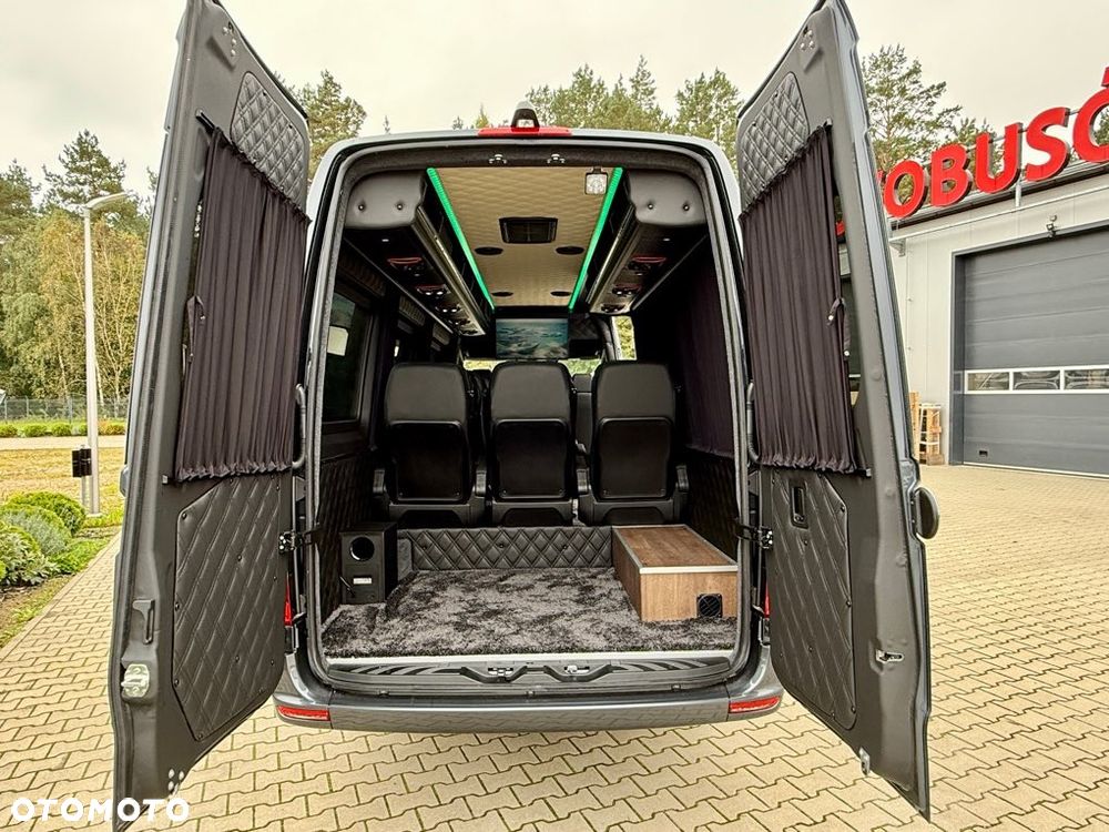 Mercedes-Benz Sprinter - 19