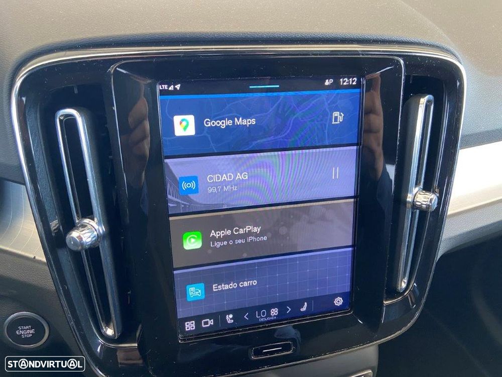 Volvo XC 40 2.0 B3 Plus Dark - 21