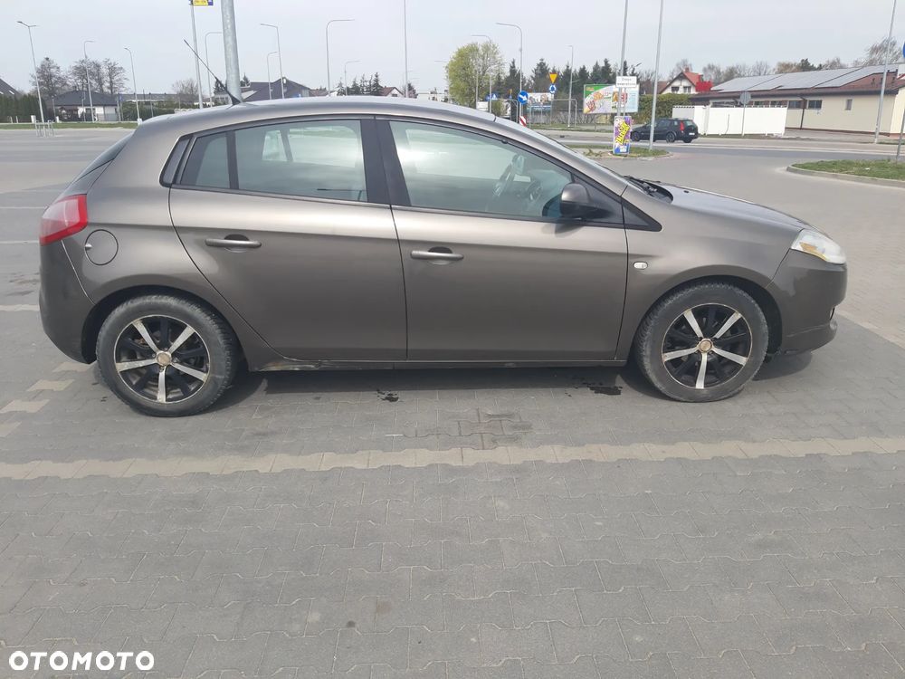 Fiat Bravo 1.4 16V Dynamic - 5