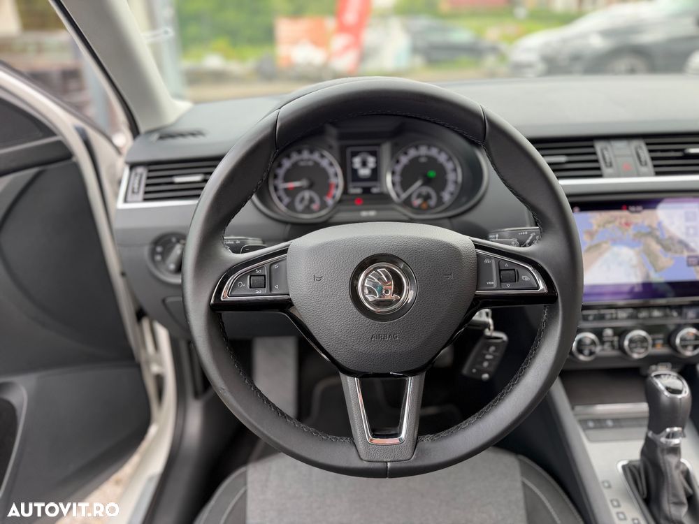 Skoda Octavia 2.0 TDI DSG Ambition - 7