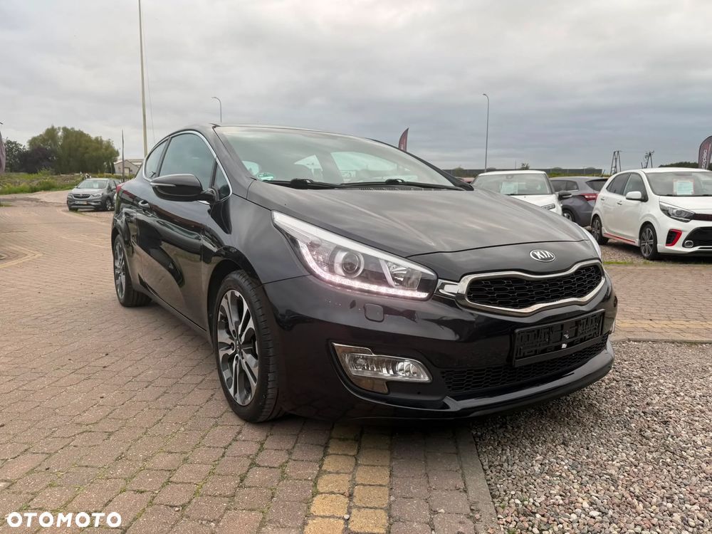 Kia Ceed 1.6 CRDi 128 ISG Spirit - 2