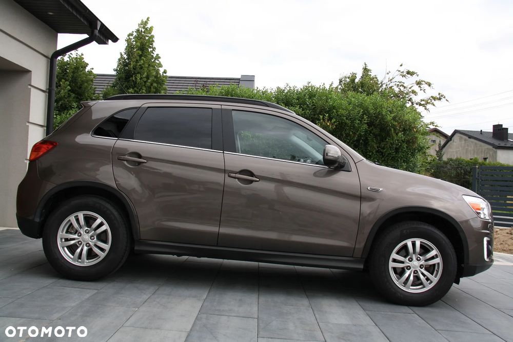 Mitsubishi ASX 1.8 DI-D 2WD Diamant Edition - 10
