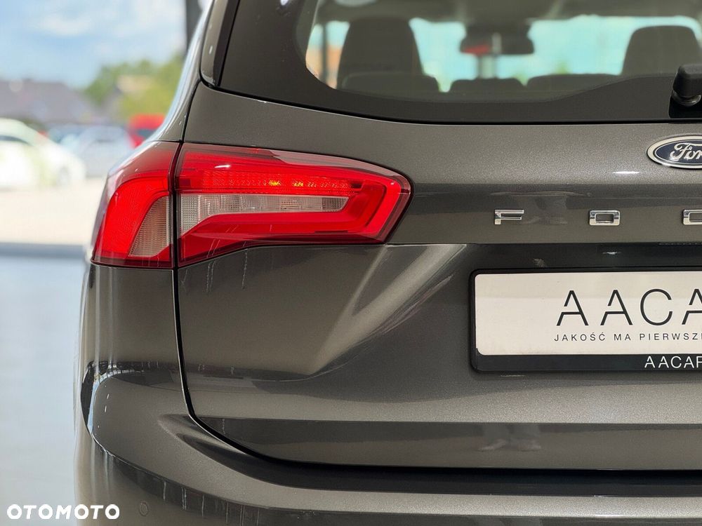 Ford Focus 1.0 EcoBoost Trend - 39