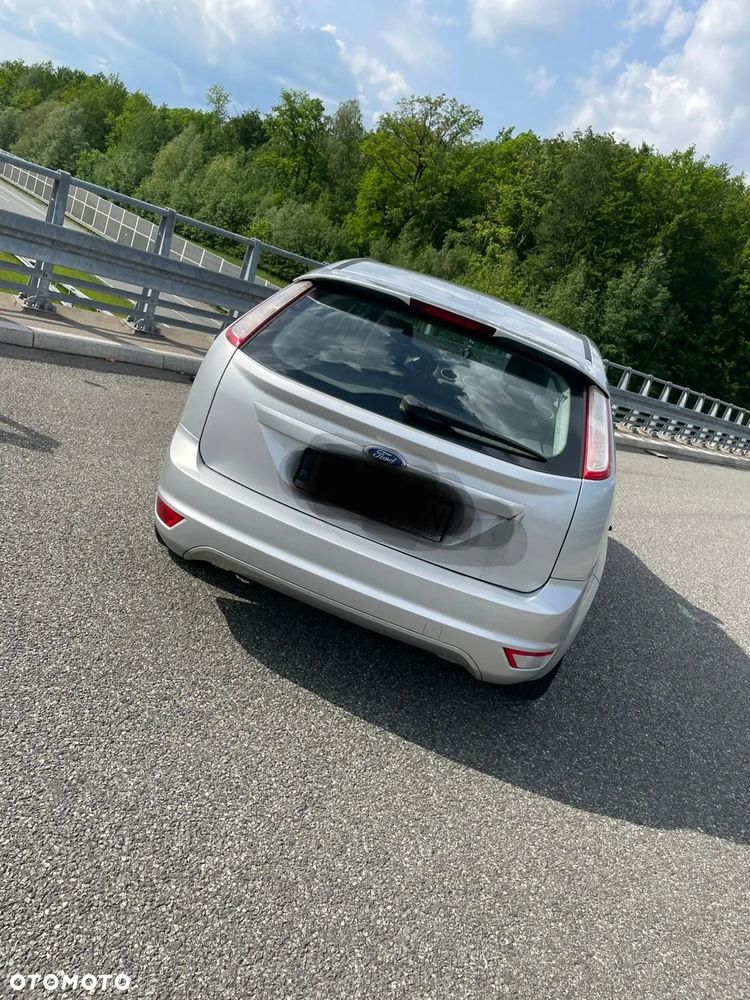 Ford Focus 1.8 TDCi Ambiente - 3