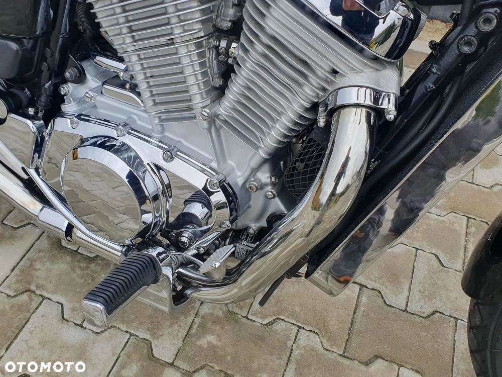 Suzuki Intruder - 20