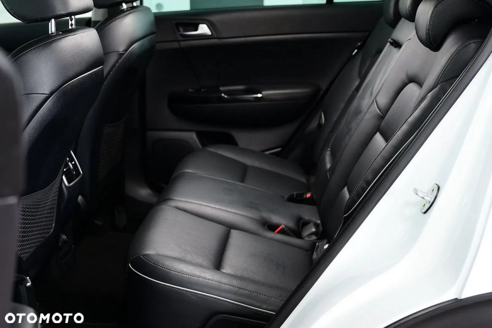 Kia Sportage 1.6 GDI 2WD ISG Spirit - 20