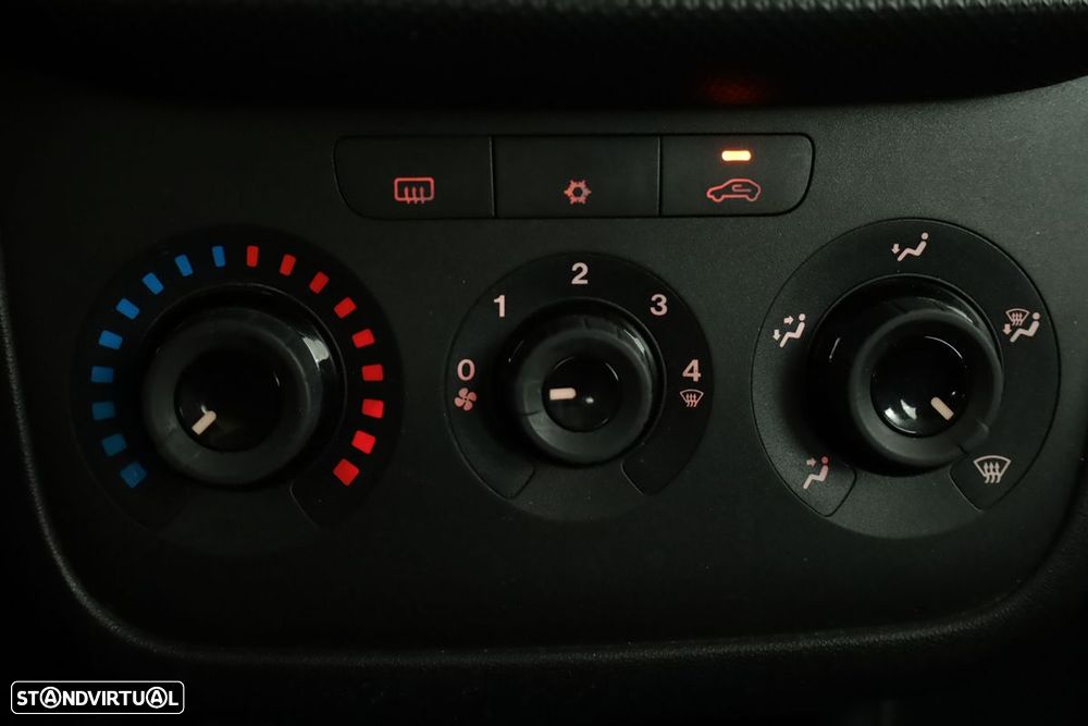 Fiat Punto 1.2 Easy S&S - 11