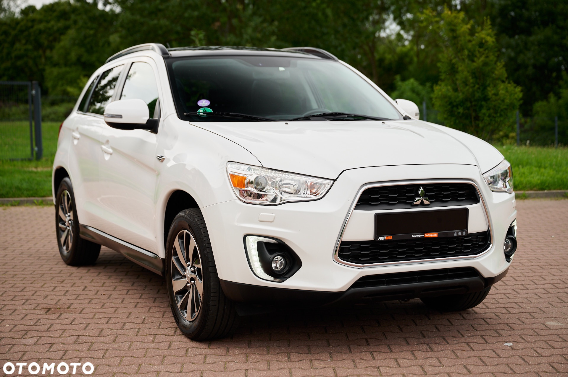 Mitsubishi ASX - 16