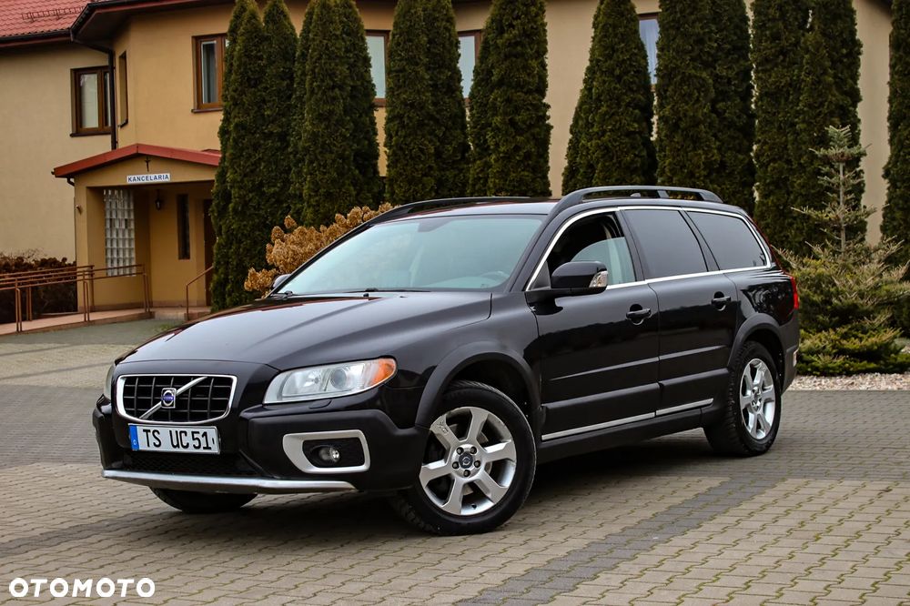 Volvo XC 70 3.2 AWD Summum - 2