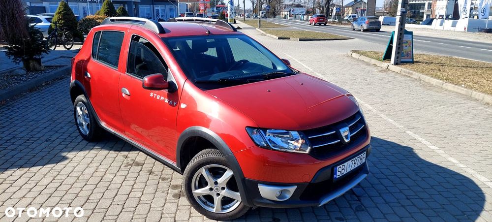 Dacia Sandero TCe 90 Celebration - 1