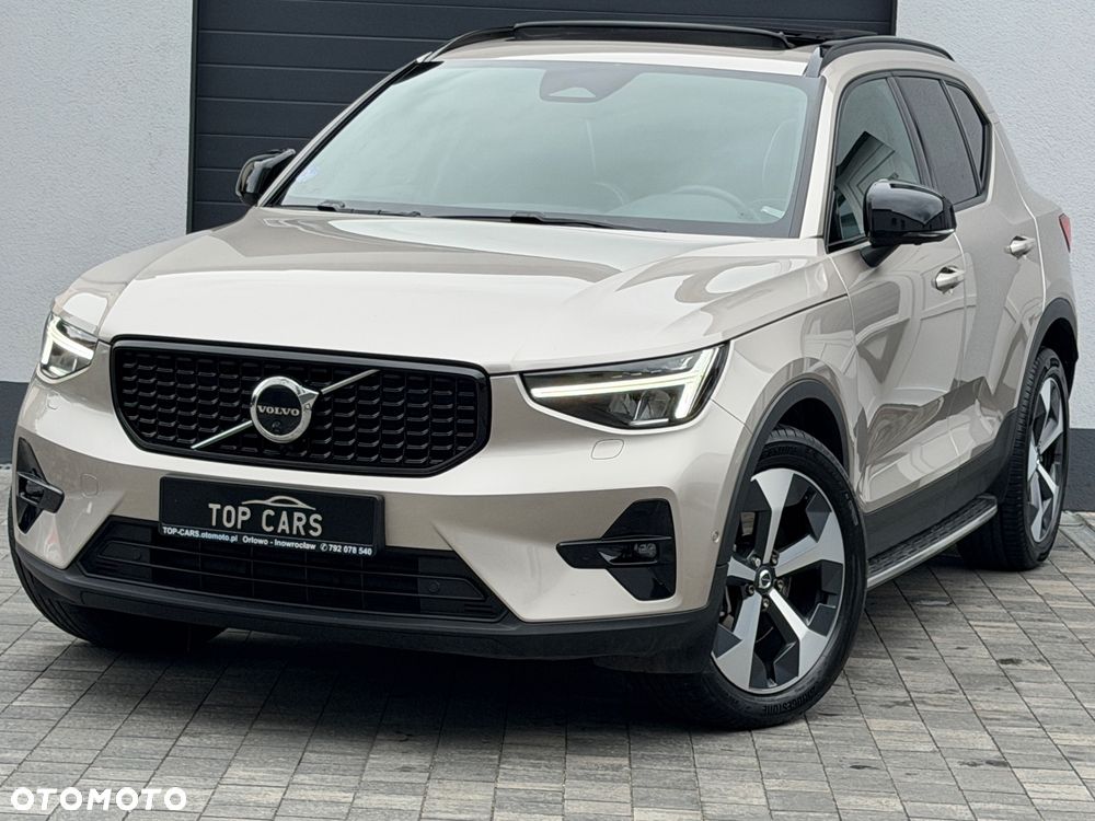 Volvo XC 40 B4 AWD Ultimate Dark - 17