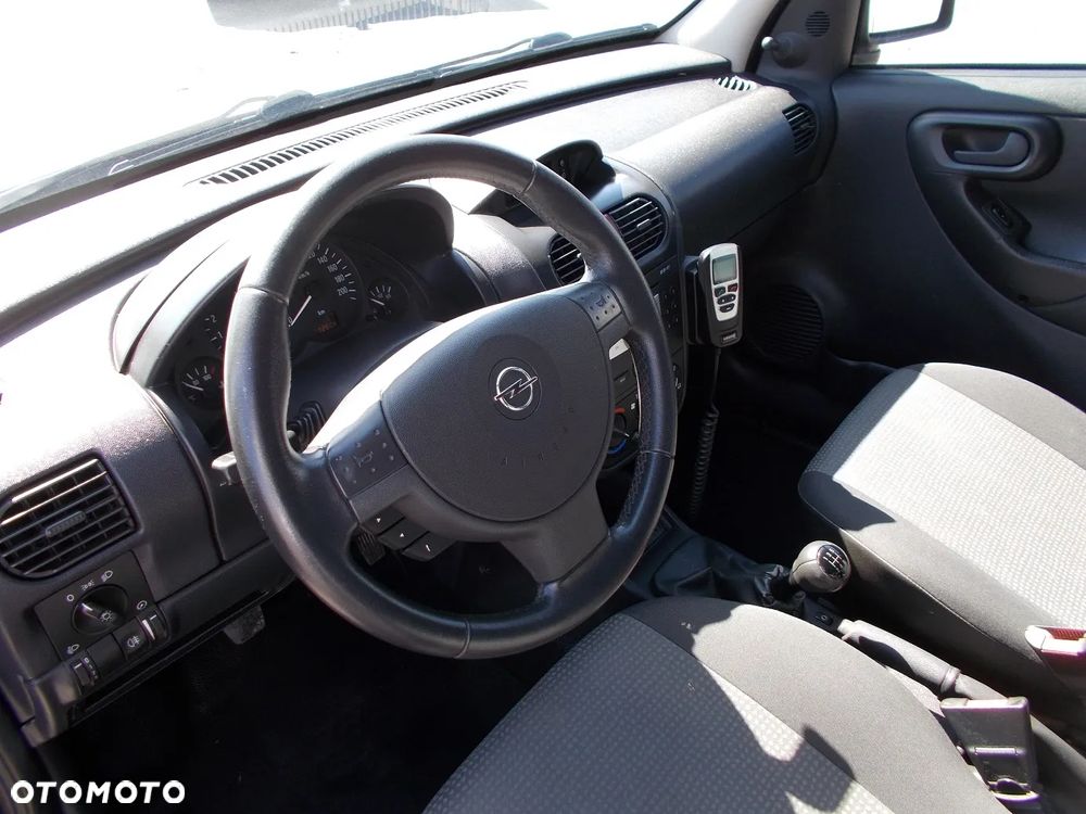 Opel Combo - 18