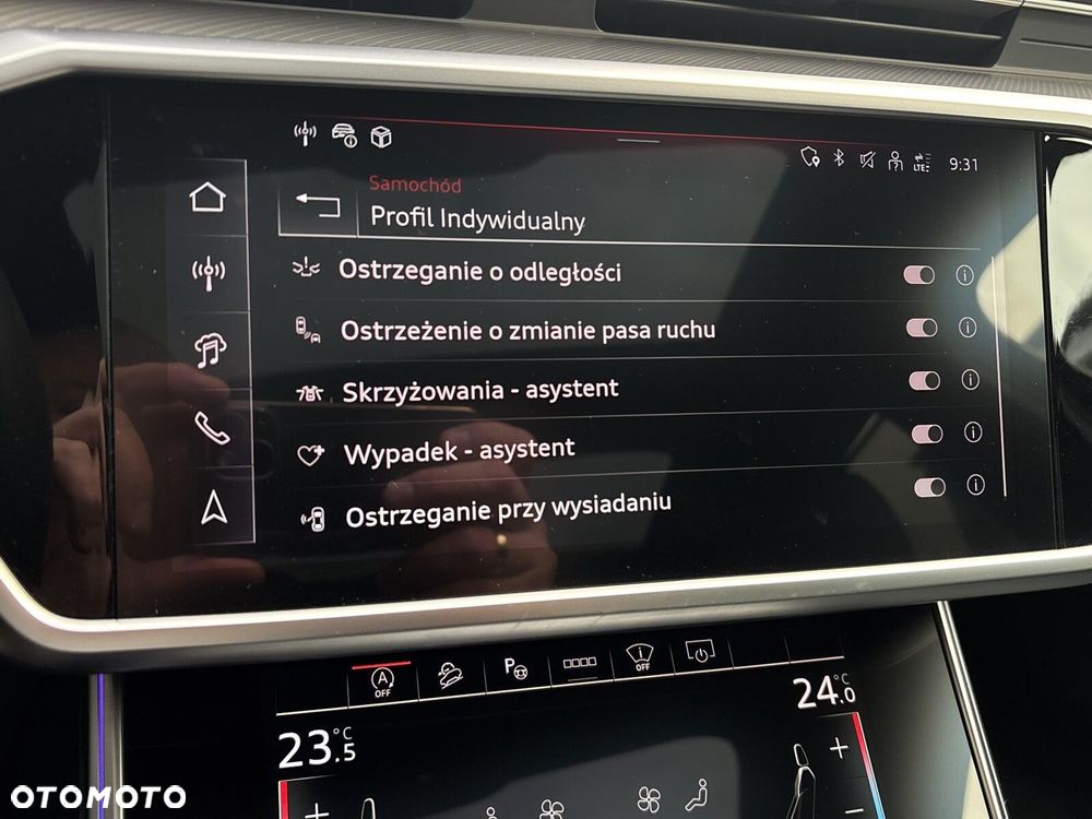 Audi A6 Allroad - 39