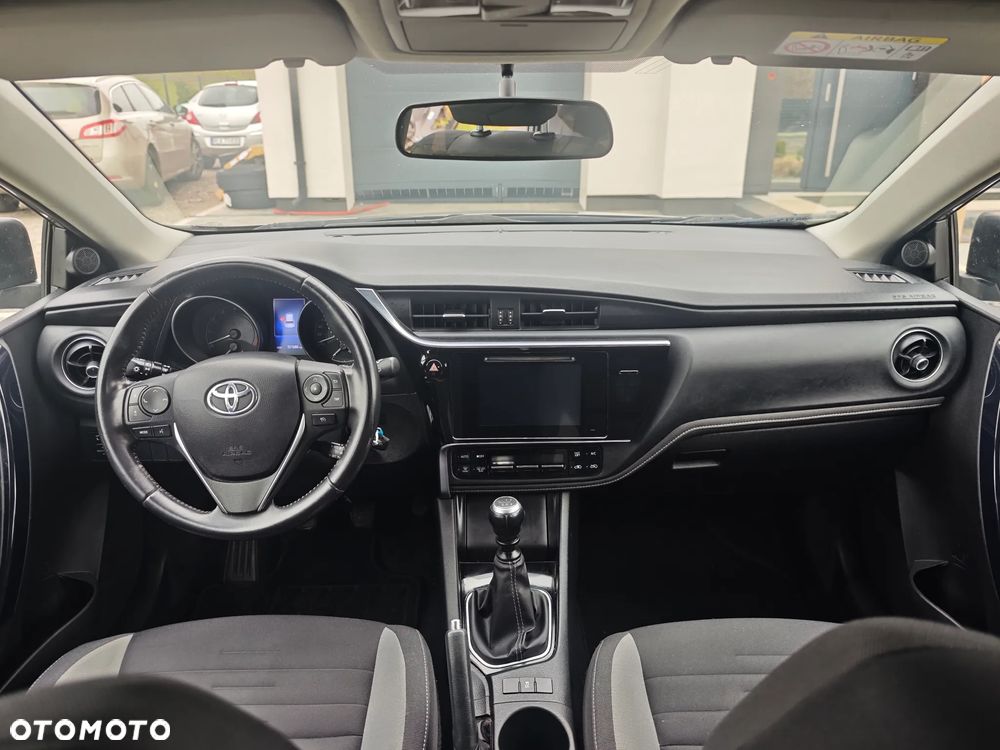 Toyota Auris 1.33 VVT-i Comfort - 15