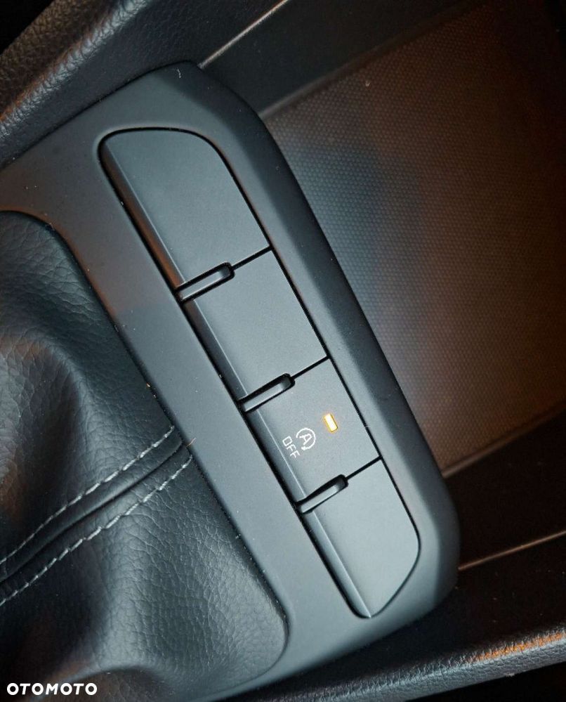 Kia Stonic - 28