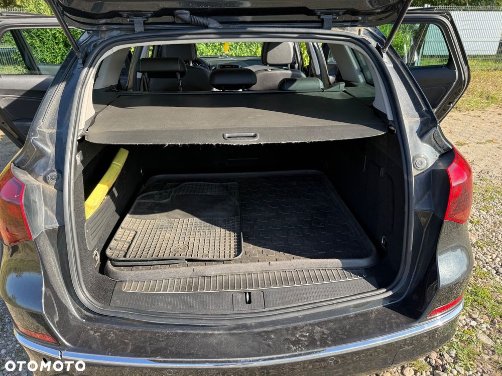Opel Astra 1.4 Turbo Exklusiv - 19
