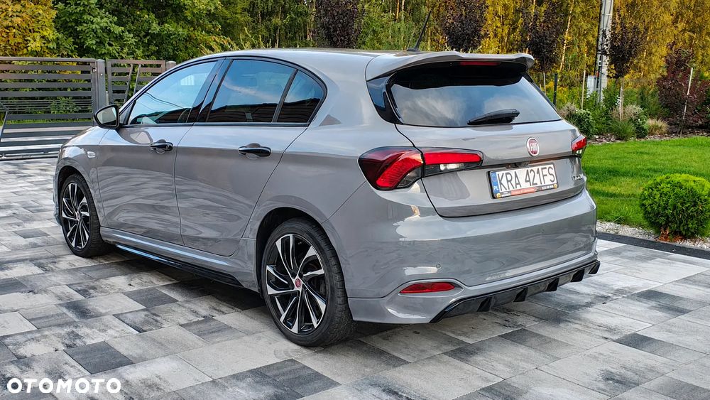 Fiat Tipo 1.4 T-Jet 16v S-Design - 4