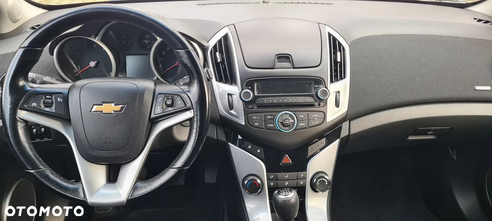 Chevrolet Cruze 1.4T LT+ - 22