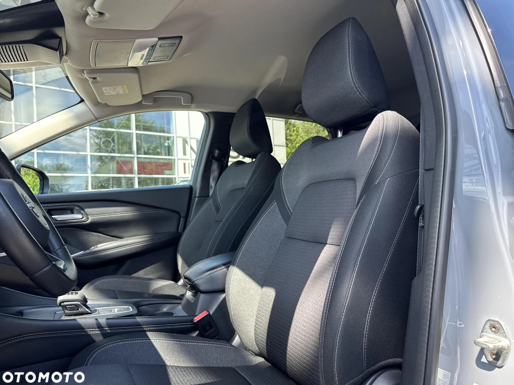 Nissan Qashqai 1.3 DIG-T N-Connecta DCT - 12
