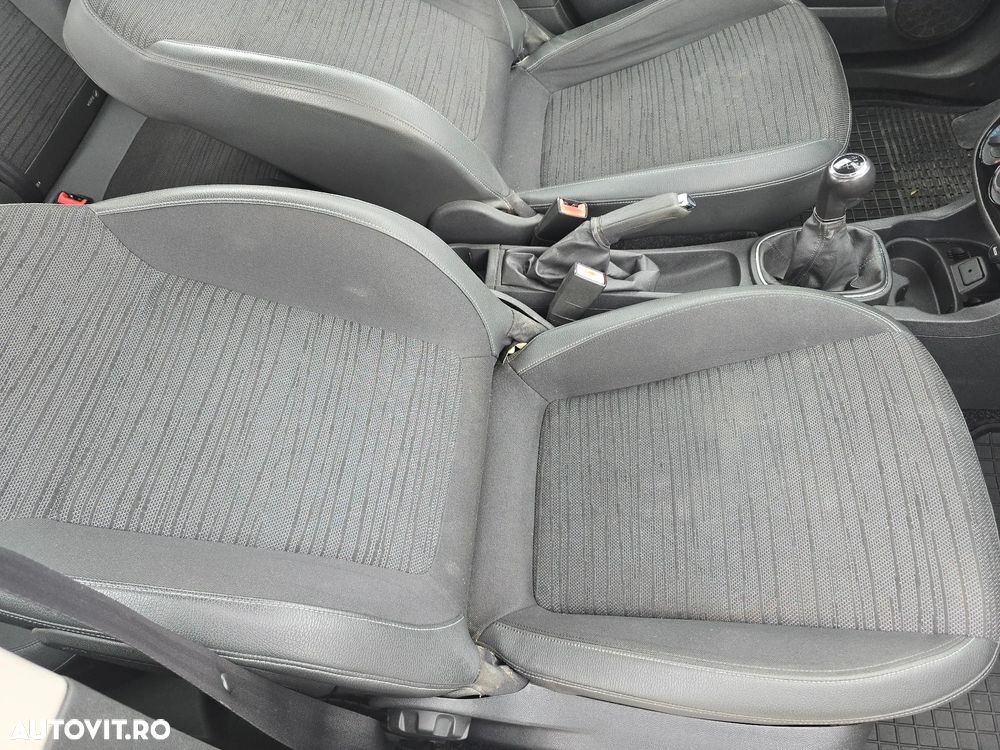 Opel Corsa 1.2 16V - 10