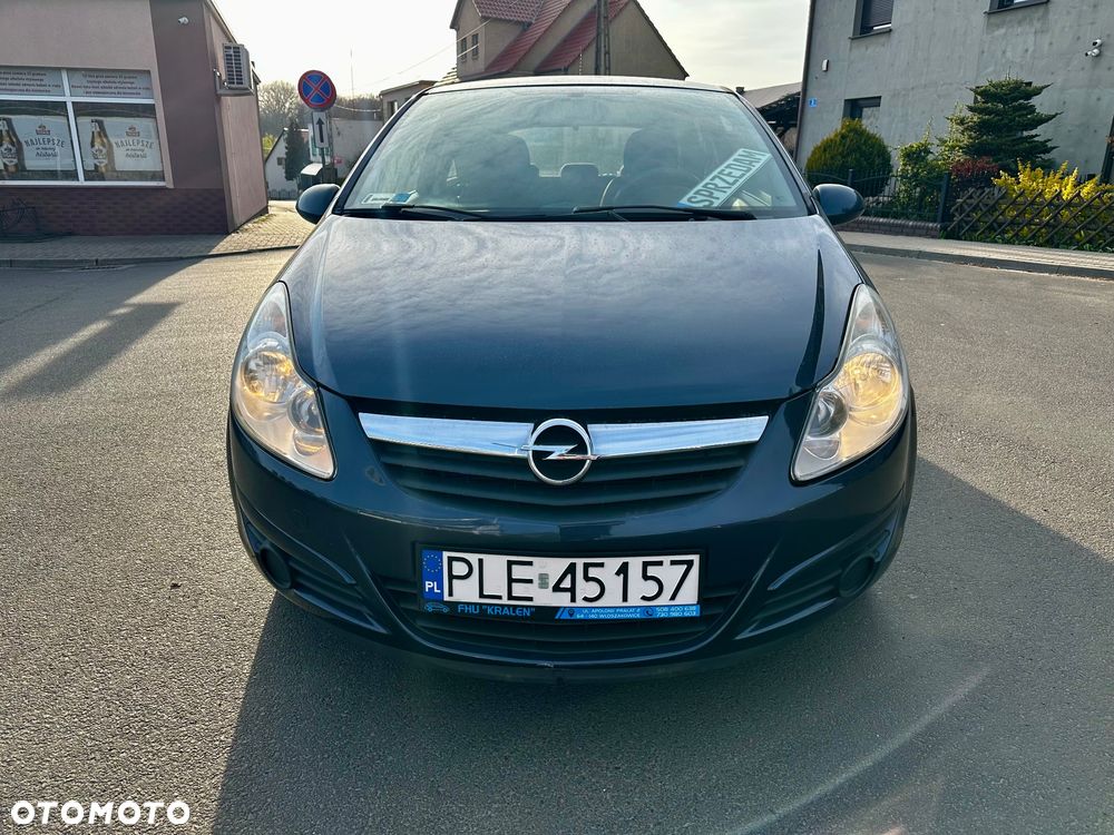 Opel Corsa 1.2 16V Essentia - 2