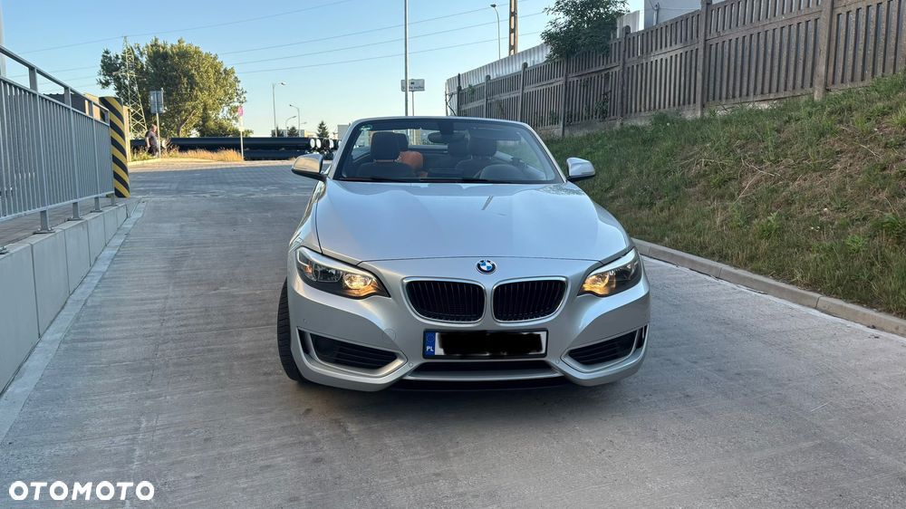 BMW Seria 2 218d - 12