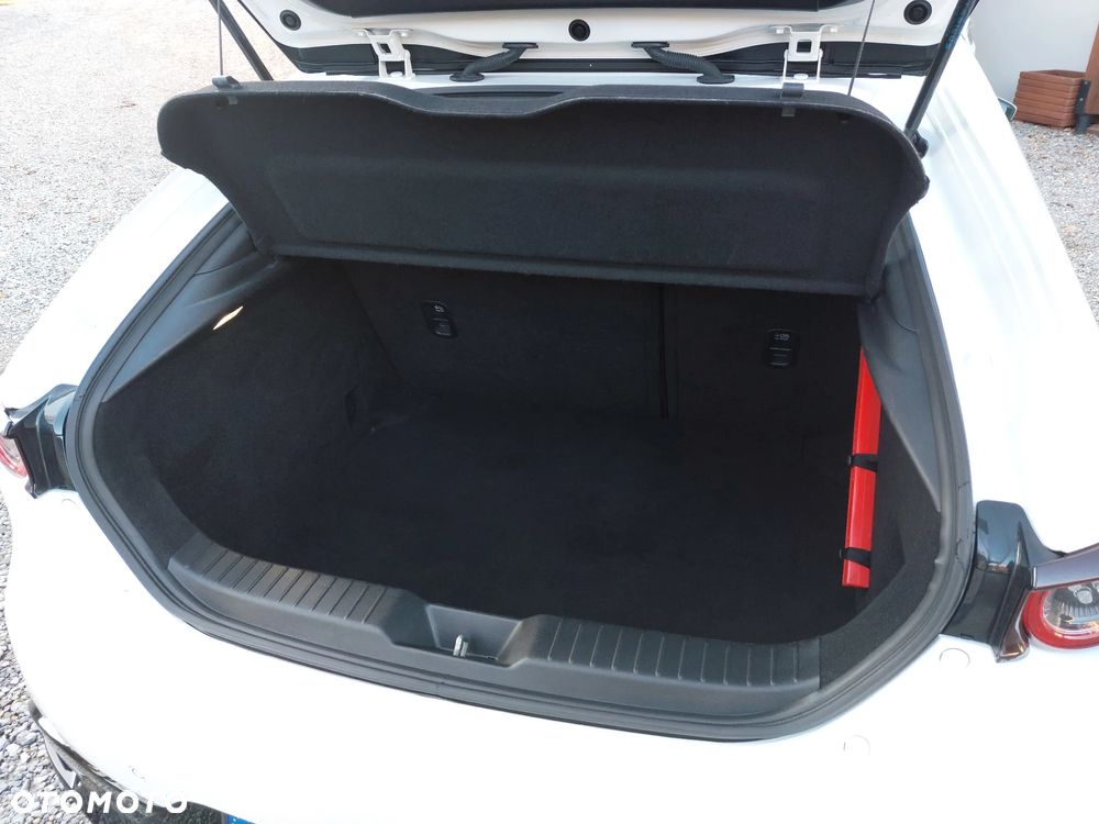 Mazda 3 2.0 mHEV AWD Enso - 29