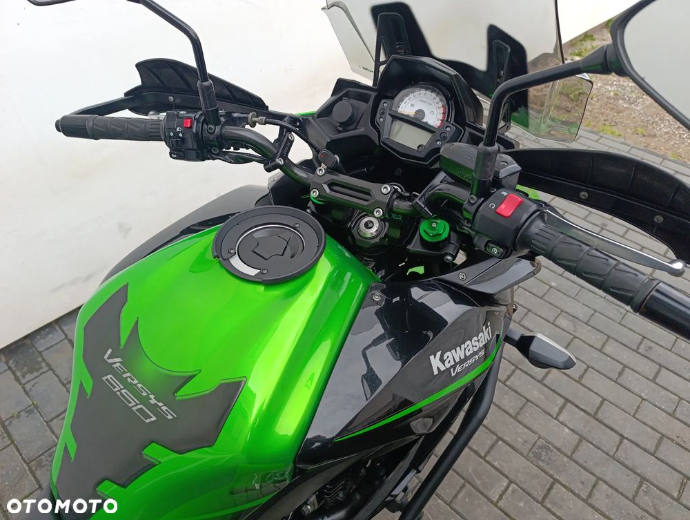 Kawasaki Versys 650 - 25