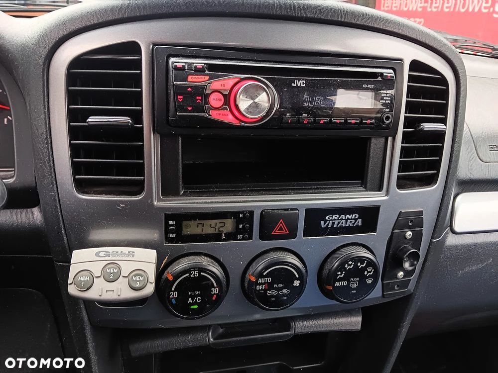 Suzuki Grand Vitara 2.0 TD Comfort Limited - 18